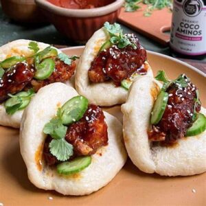 Steamed Bao BBQ Chicken 